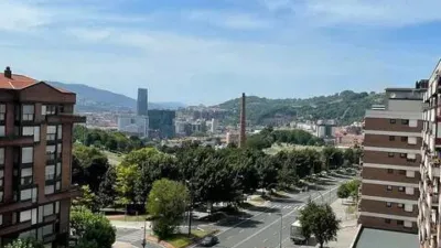 Apartment in Bilbao photo 2