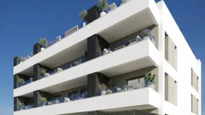 Penthouse on N-A Street, -1 photo 2