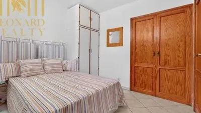 Flat on Calle Noruega photo 12