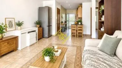 Apartment in Can Bou photo 6