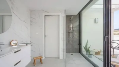 Chalet on N-A Street, -1 photo 10