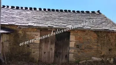 Rustic house on Calle Vilarin de Piorno S-N photo 40