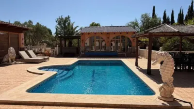 Chalet in Salinas photo 9