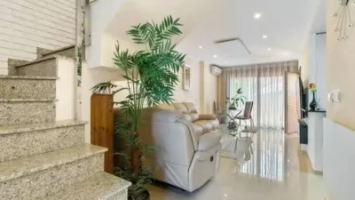 Chalet en Carrer Maria San Gil Noain photo 15
