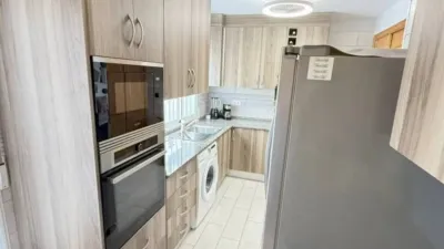 Chalet on Carrer de Capricornio - La Florida photo 9