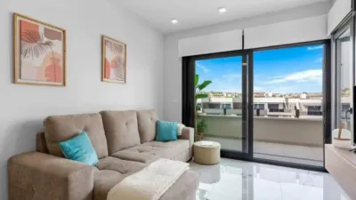 Apartment on Ontario Street photo 16