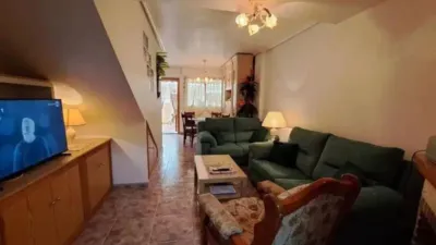 Apartment on Diego Vázquez Street photo 12