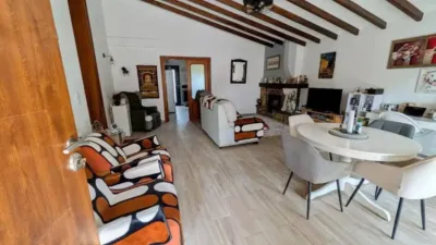 Chalet in Petrer photo 8