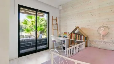 Chalet on Carrer del Rocío photo 18
