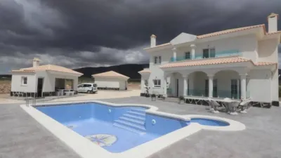 Chalet in El Pinós - Pinoso photo 49