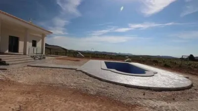 Chalet in Camarillas photo 7