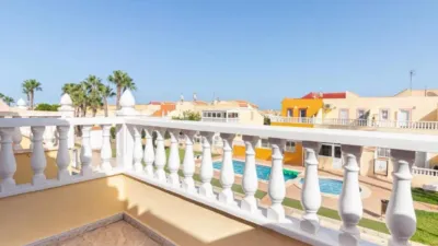 Chalet in Cabo Roig-La Zenia-La Regia photo 35