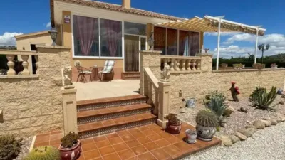 Chalet in Camarillas photo 3