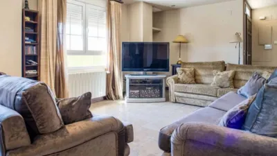 Chalet in Elda photo 24