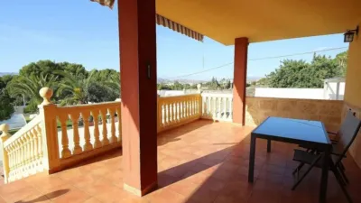 Chalet in Petrer photo 7