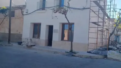 Rustic House in Camarillas photo 4
