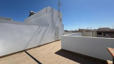 Penthouse on Calle de Ramón Gallud photo 66