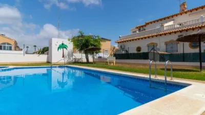 Chalet en Carrer de Acuario-la Florida photo 29