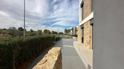 Apartment on Ontario Street photo 34