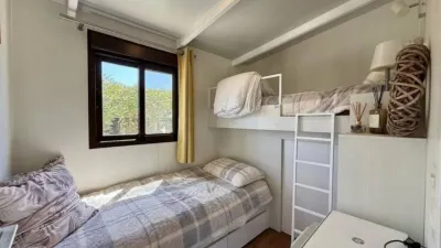 Chalet in Camarillas photo 58