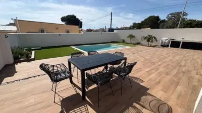 Chalet on Calle de Poniente photo 9