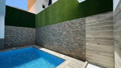 Penthouse on Calle de Ramón Gallud photo 21