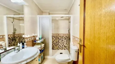 Apartment on Calle de María Gil Vallejos photo 32