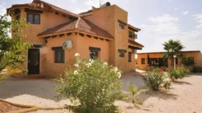 Chalet in Camarillas photo 5