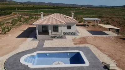 Chalet in Camarillas photo 2