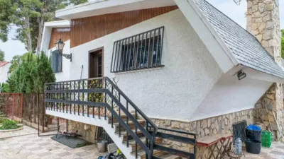 Chalet in Petrer photo 7