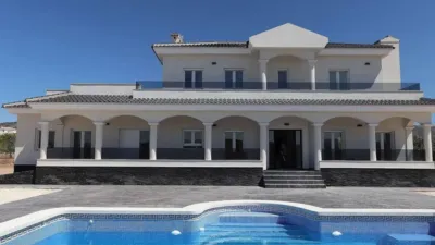 Chalet en Camarillas photo 27