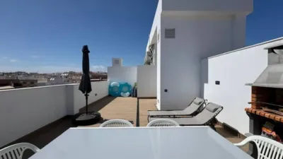 Penthouse on Calle de Ramón Gallud photo 57