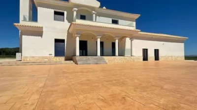 Chalet en Camarillas photo 30