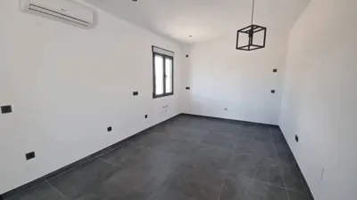 Chalet in Camarillas photo 5