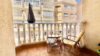 Apartment on Calle de María Gil Vallejos photo 9