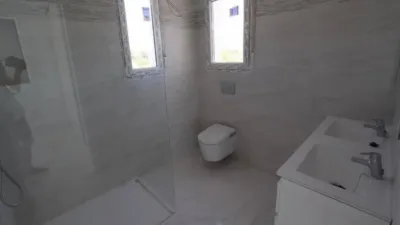 Chalet in El Pinós - Pinoso photo 5