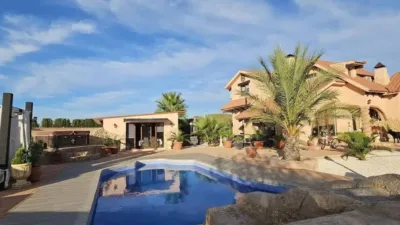 Chalet in Camarillas photo 4