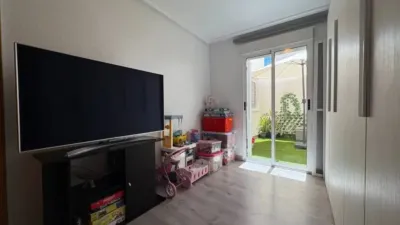 Apartment on Avenida de las Cortes Valencianas photo 8