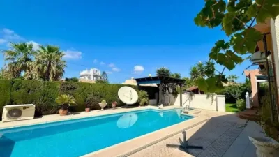 Chalet in Cabo Roig-La Zenia-La Regia photo 8