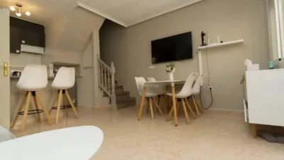 Chalet in Playa Flamenca-Las Piscinas photo 6