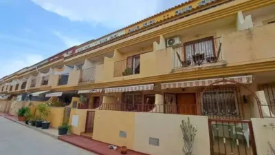 Apartment on Diego Vázquez Street photo 8