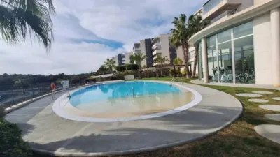 Apartment in Las Filipinas-Villamartín-Canal Norte photo 2
