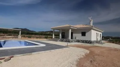 Chalet in Camarillas photo 5