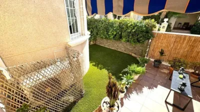 Chalet on Carrer de Panticosa photo 23