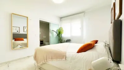 Apartment on Ontario Street photo 10