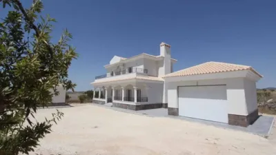 Chalet in El Pinós - Pinoso photo 4
