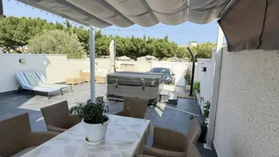 Chalet on Carrer de Capricornio - La Florida photo 22
