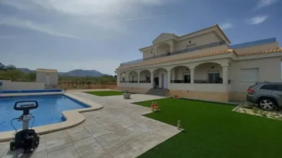 Chalet in Camarillas photo 11