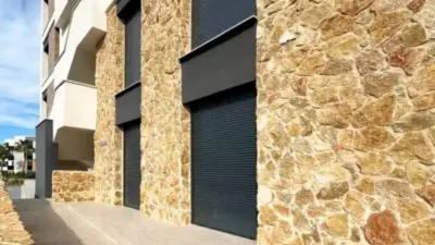 Apartment on Ontario Street photo 40