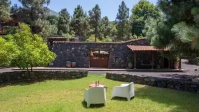 Chalet on Calle El Bebedero-Pinolere-Aguamansa S-N photo 3